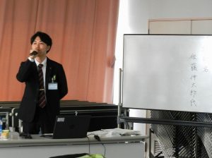 講師の日立市総務部 原子力安全対策課 佐藤慎太郎氏