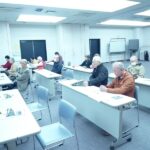 熱心に聞き入る参加者の皆さん(2)